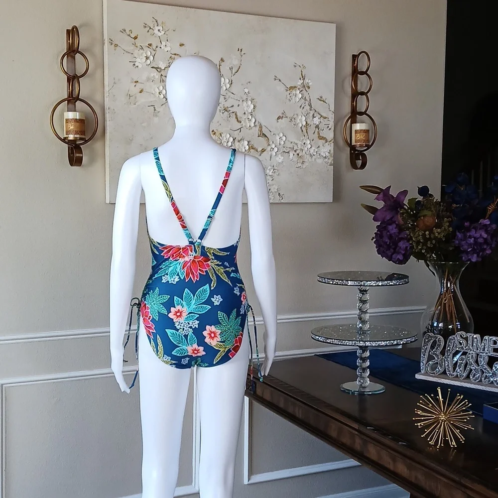 Women's Atlantic Tropical Floral Blue One-piece Swimsuit. Size M - Picture 7 of 17